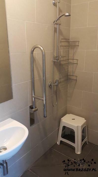 Pod Brzozami - Pokoj 2-Osobowy Z Udogodnieniami Dla Niepelnosprawnych Hotel Ustronie Morskie Kültér fotó